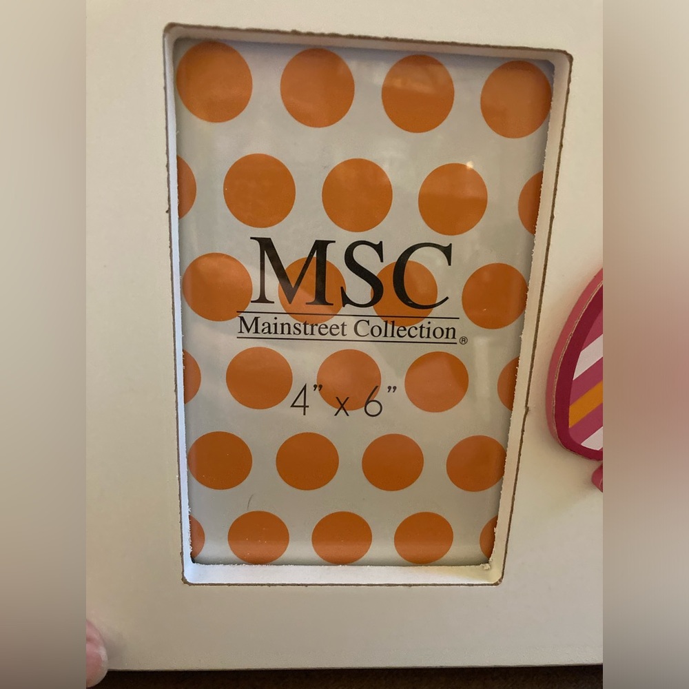 New In Package Mainstreet Collection Ladybug Picture Frame with Stand - Picture 3 of 13
